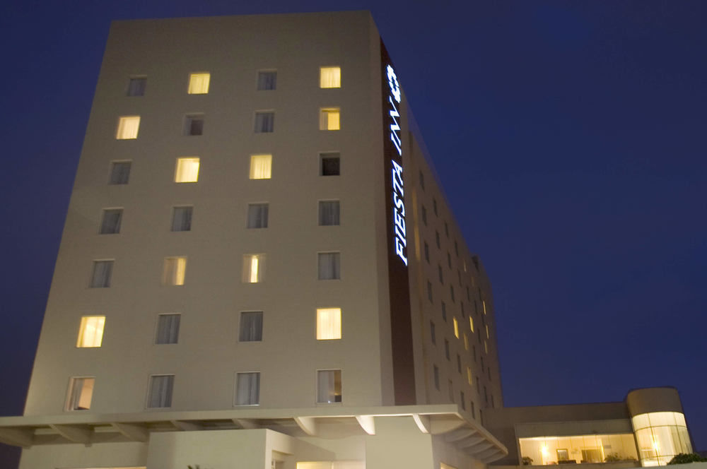 Fiesta Inn Coatzacoalcos Bagian luar foto