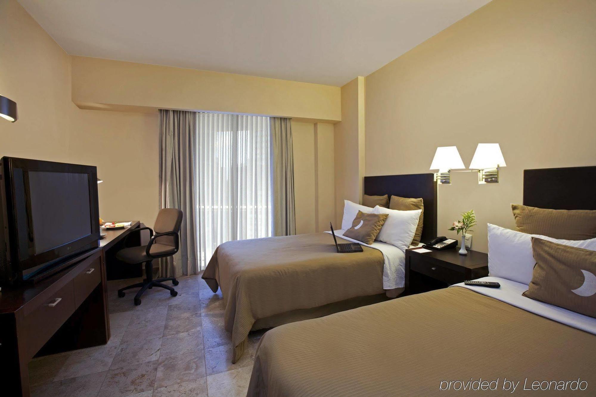 Fiesta Inn Coatzacoalcos Bagian luar foto